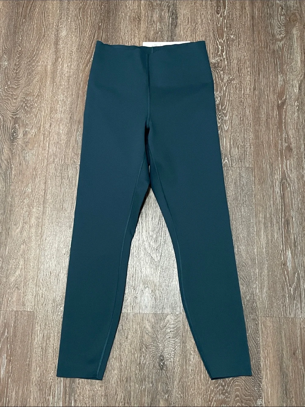 NWOT/NWT Lululemon Matching Indochine Blue Set. Size Top S/Bottom 8